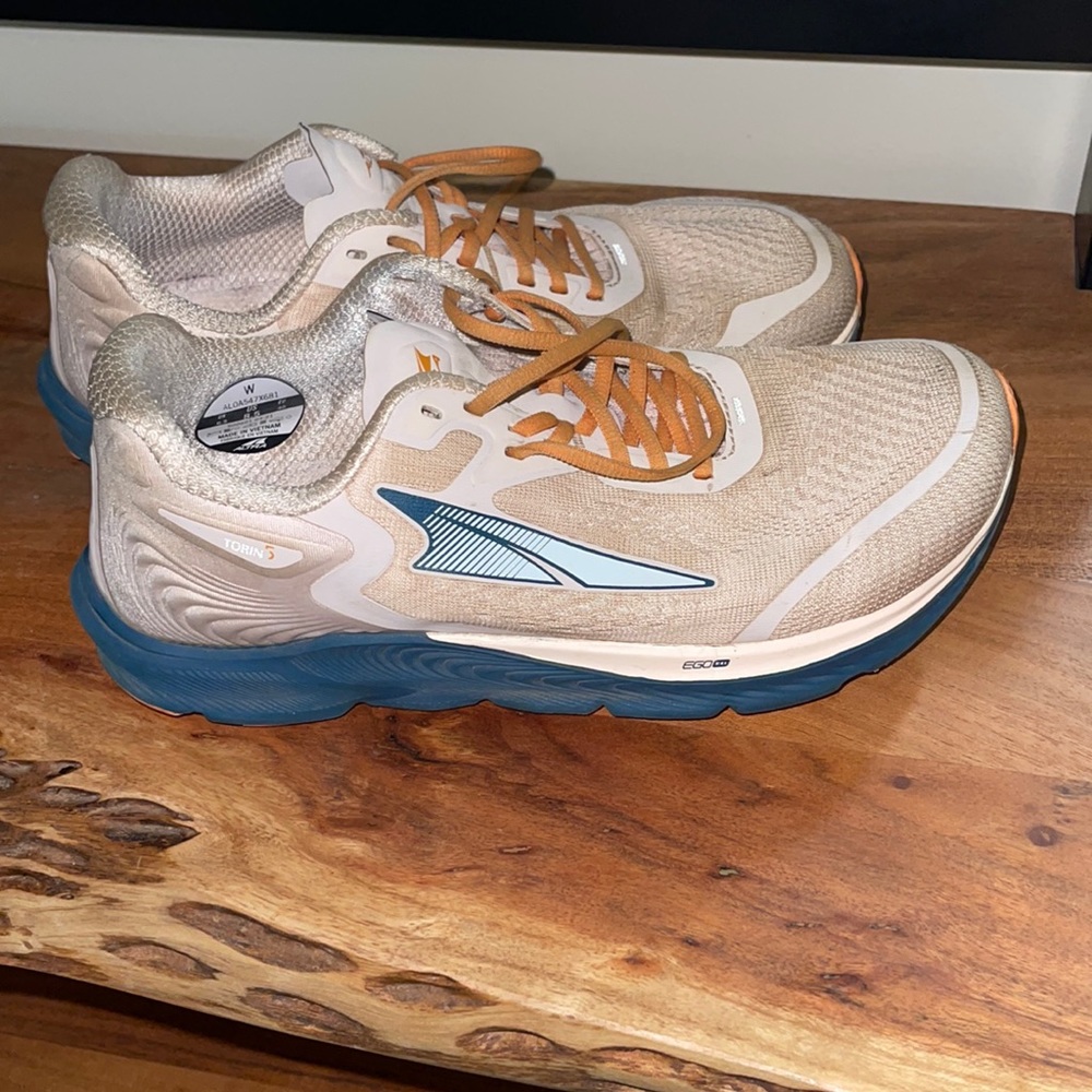 Altra Tan and Teal Athletic Shoes